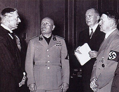 Paul Schmidt, Chamberlain, Mussolini, Hitler