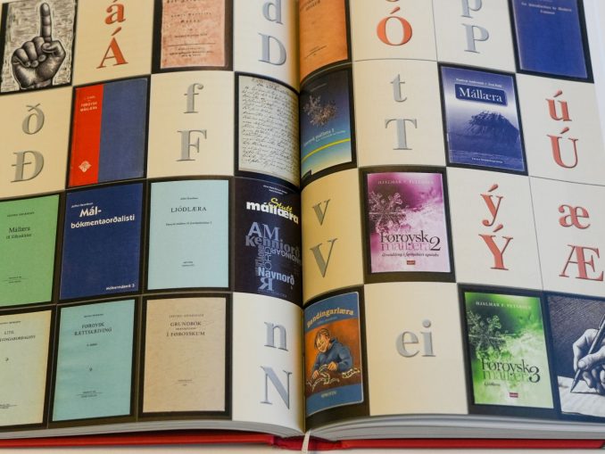 Føroysk málsøga, Färöische Sprachgeschichte, Band 1, Doppelseite