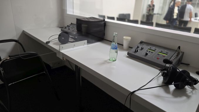 Dolmetschkabine Oberlandesgericht Düsseldorf