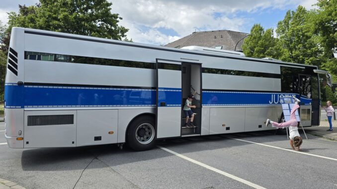 Gefangenentransporter Bus Volvo